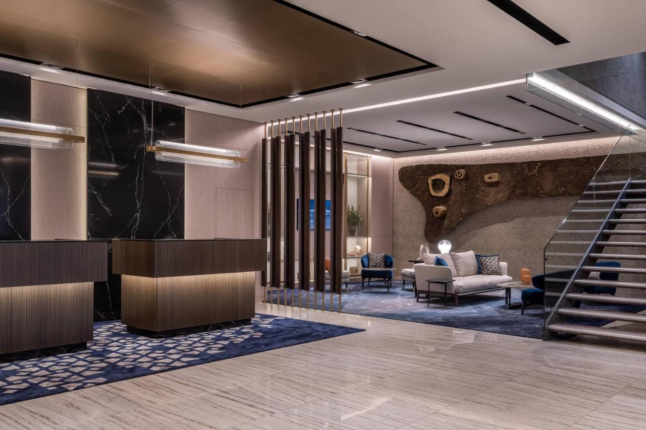 Zurich Marriott Hotel Eksteriør bilde The lobby of the hotel