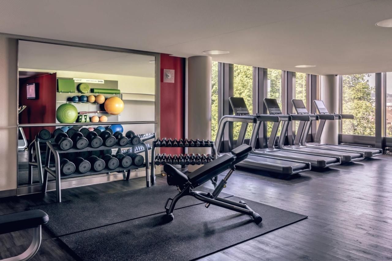 Zurich Marriott Hotel Eksteriør bilde The gym at the hotel